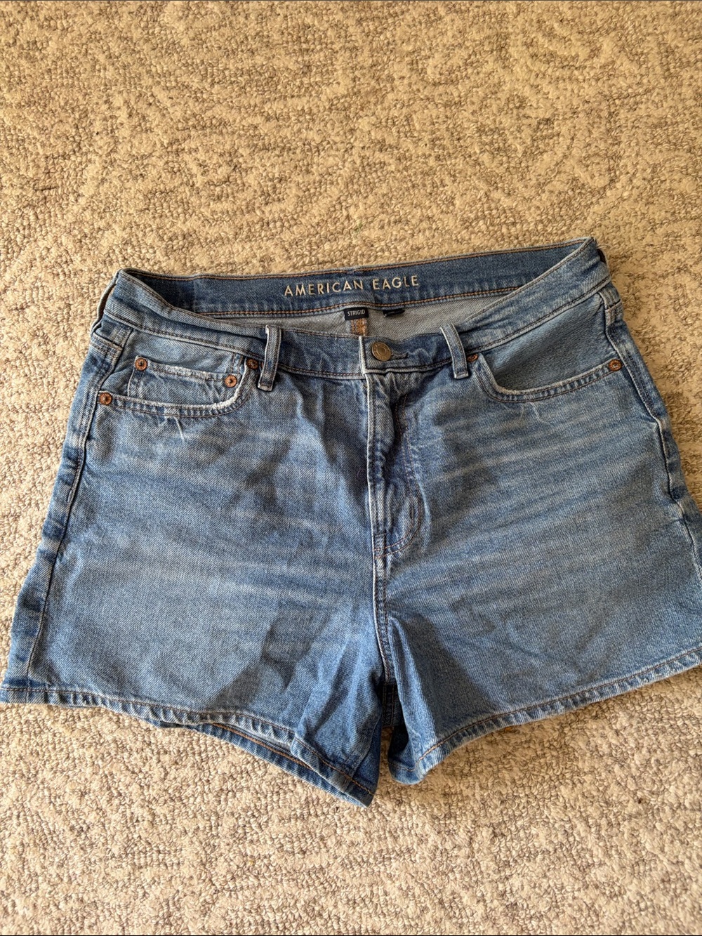 American Eagle Outfitters Women's Mid Wash Denim Shorts